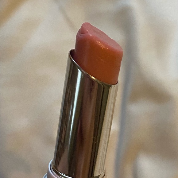 BECCA COSMETICS Pearl Glow Lip Tint - Lilac LIMITED EDITION! BNIB slight damage - Picture 4 of 6
